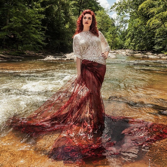 Meet your Posher, Carol - Picture 2 of 8